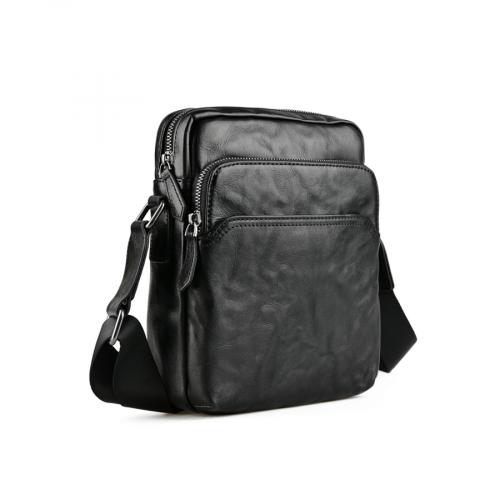 ανδρική casual τσάντα σε μαύρο χρώμα 0150510