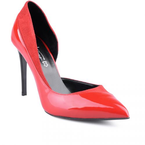 γυναικεία κομψά κόκκινα παπούτσια