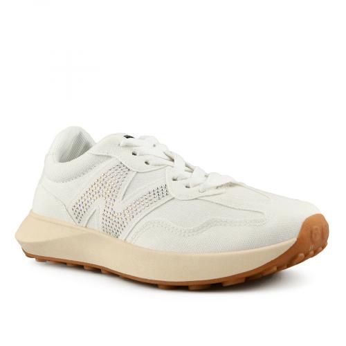 Γυναικεία αθλητικά λευκά παπούτσια με πλατφόρμα 0146126