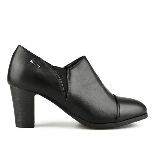 Κομψά γυναικεία παπούτσια μαύρο χρώμα.0147502