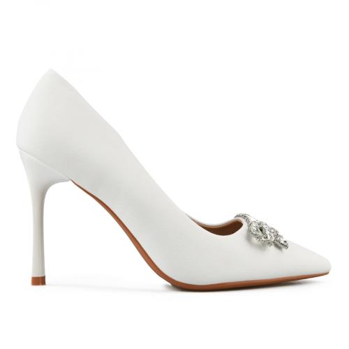 Γυναικεία κομψά παπούτσια σε άσπρο χρώμα 