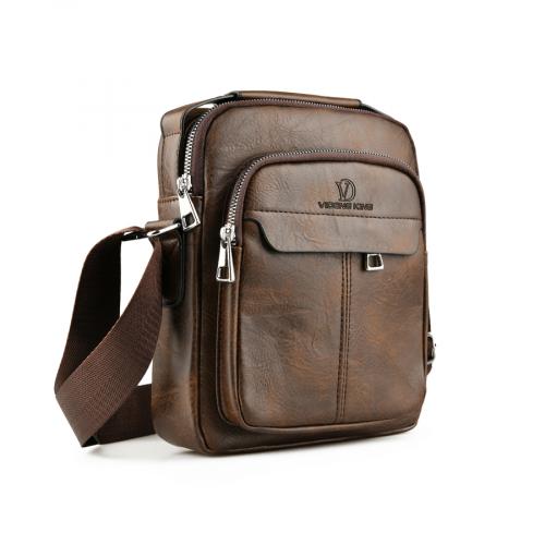 ανδρική casual τσάντα σε καφέ χρώμα 0150475