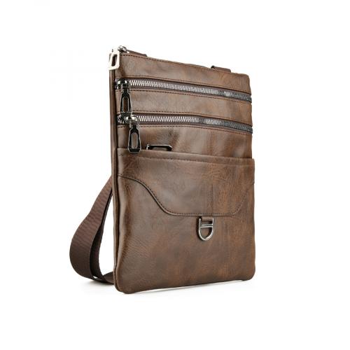 ανδρική casual τσάντα σε καφέ χρώμα 0150391