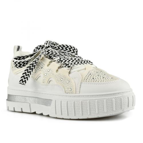 Γυναικεία sneakers λευκά με πλατφόρμα 0145730