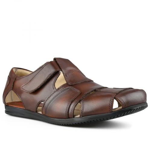Sandale casual pentru bărbaţi, de culoare maro