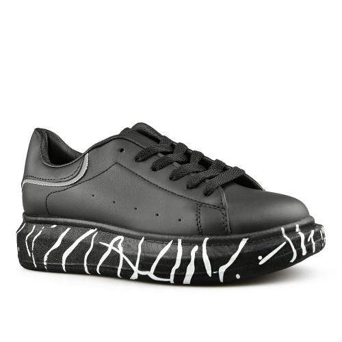 Γυναικεία μαύρα sneakers με πλατφόρμα 0145738
