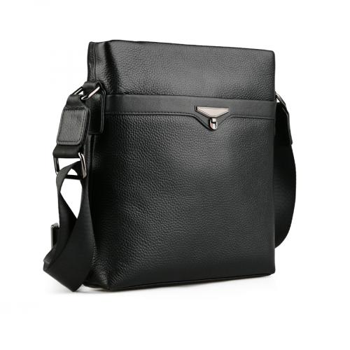 ανδρική casual τσάντα σε μαύρο χρώμα 0150503