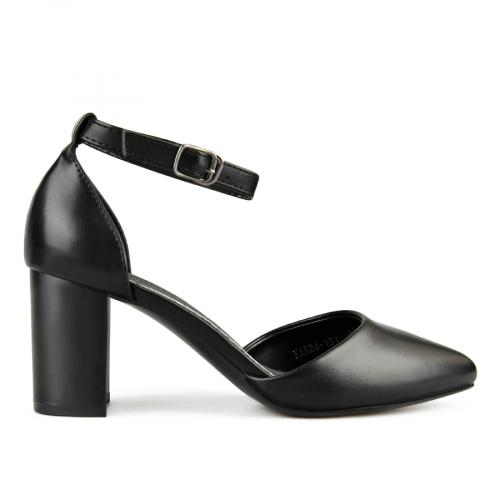 Γυναικεία κομψά παπούτσια σε μαύρο χρώμα 