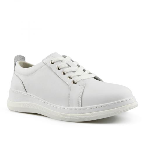 Γυναικεία casual παπούτσια  λευκό χρώμα με πλατφόρμα 0152464