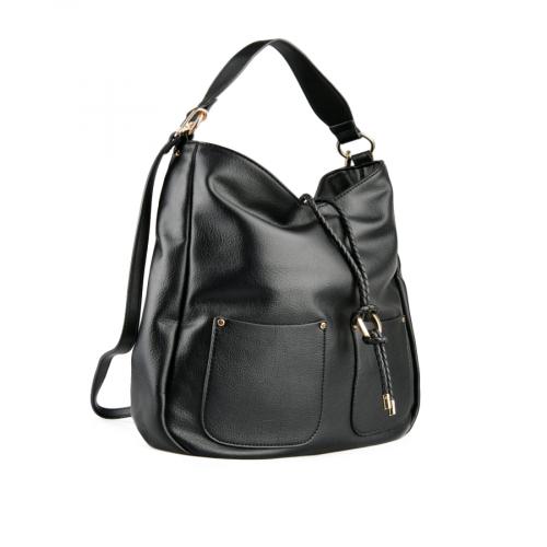 Γυναικεία καθημερινή τσάντα σε μαύρο χρώμα