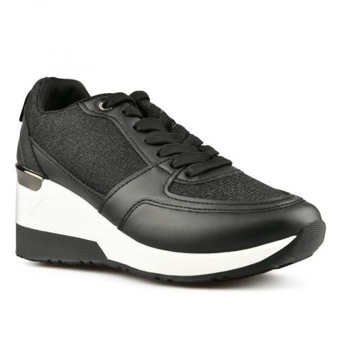 Γυναικεία casual παπούτσια μαύρο χρώμα με πλατφόρμα 0147610