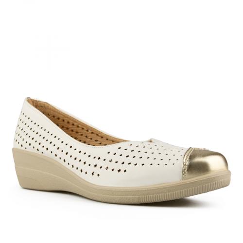 Γυναικεία casual παπούτσια σε λευκό χρώμα με πλατφόρμα 0148771