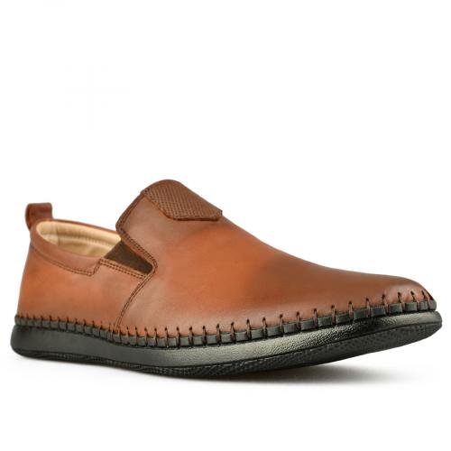 Pantofi casual pentru bărbaţi, de culoare maro