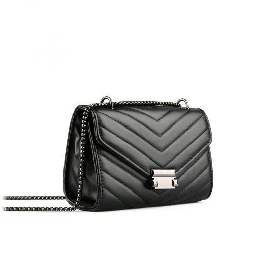 Γυναικεία casual τσάντα σε μαύρο χρώμα 0151182
