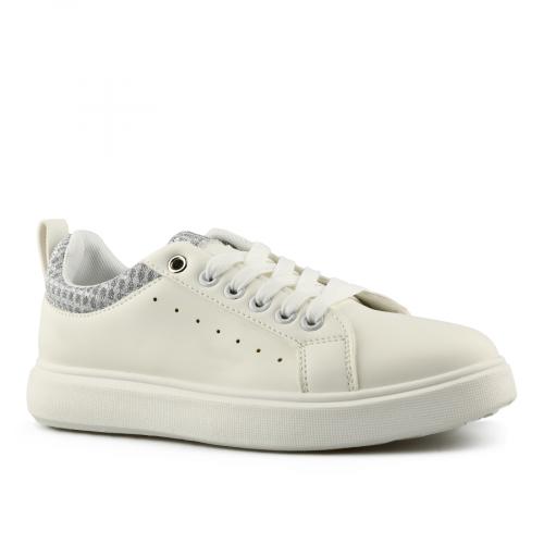 Γυναικεία λευκά sneakers με πλατφόρμα 0145763