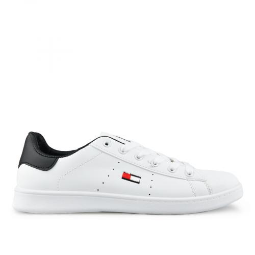 Ανδρικά παπούτσια σε λευκό χρώμα 