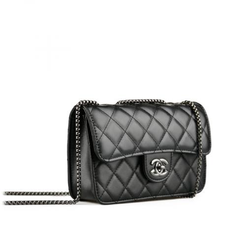 Γυναικεία casual τσάντα σε μαύρο χρώμα 0151181