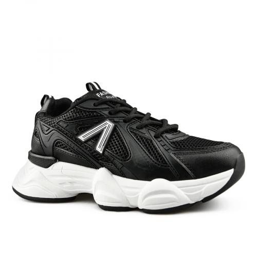 γυναικεία αθλητικά παπούτσια σε μαύρο χρώμα με πλατφόρμα 0151382