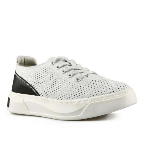Γυναικεία παπούτσια casual λευκό χρώμα με πλατφόρμα 0146022