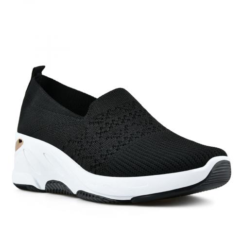 Γυναικεία καθημερινά παπούτσια σε μαύρο χρώμα με πλατφόρμα 0148628