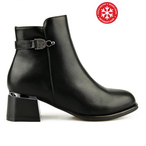 lady's elegant boots with warm lining 0155303